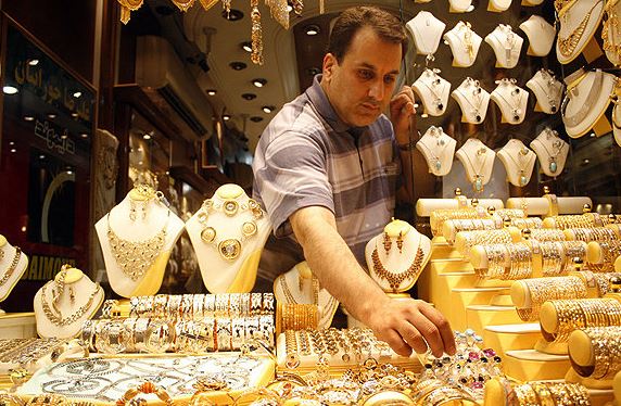 بازار طلا تحت تاثیر بحران انرژی و تحولات خاورمیانه